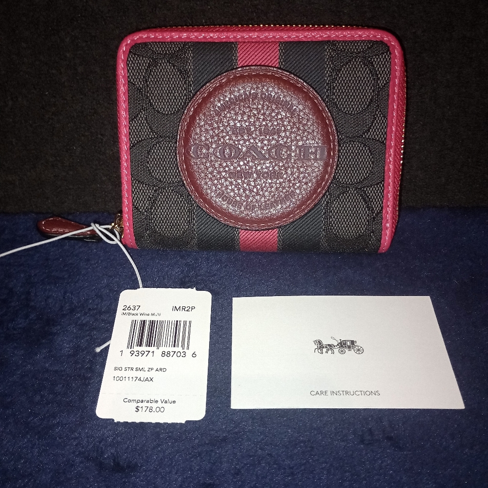 NWT Coach Patch Dempsey Small Zip Around Wallet